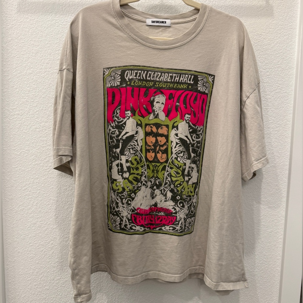 Daydreamer LA Pink Floyd Graphic Tee